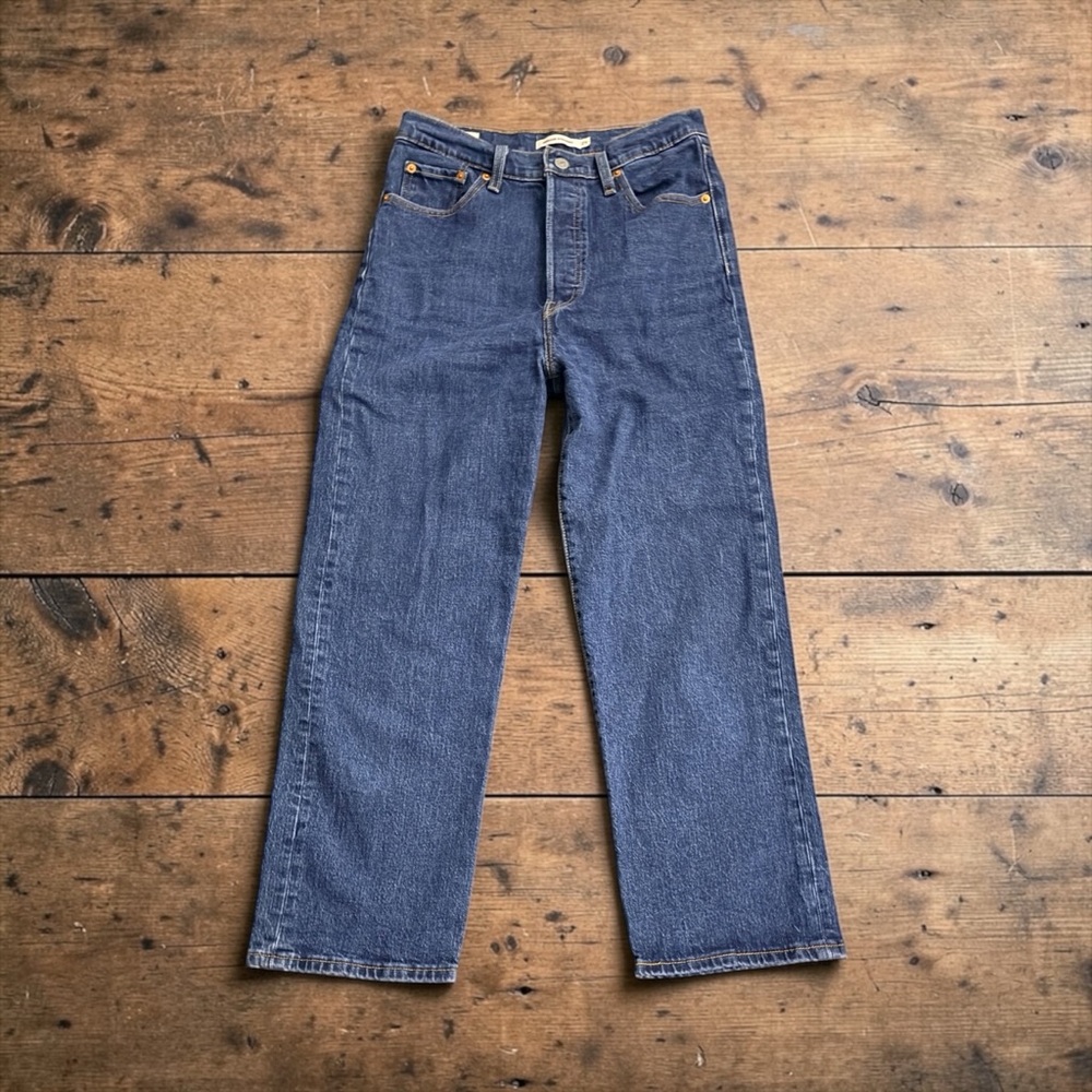 LEVI’S RIBCAGE STRAIGHT LEG ULTRA HIGH RISE BLUE JEANS SIZE 29